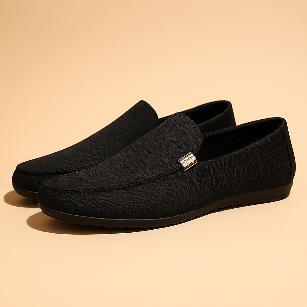 Black / 44